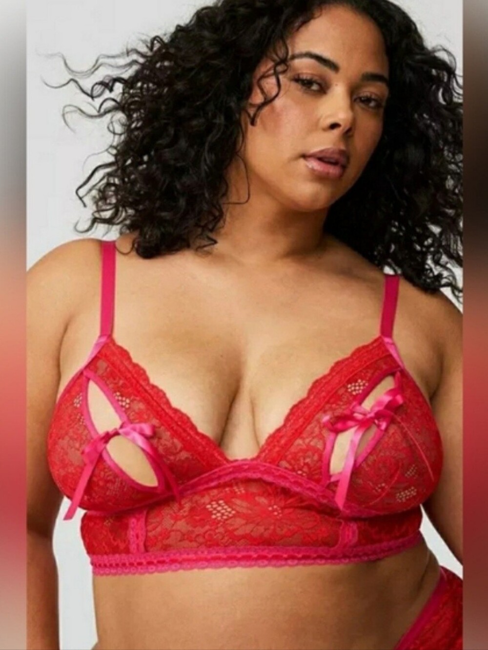 Torrid bralette unlined red/pink size 3
